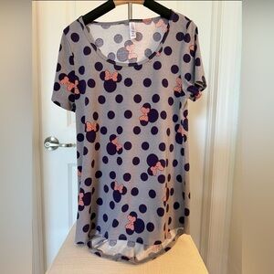 Women’s Minnie Mouse - shirt small